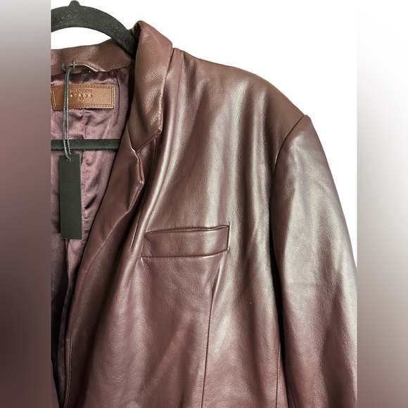 NEW Blank NYC Plum Bare Essentials Blazer Faux Leather Size Medium - Picture 9 of 13